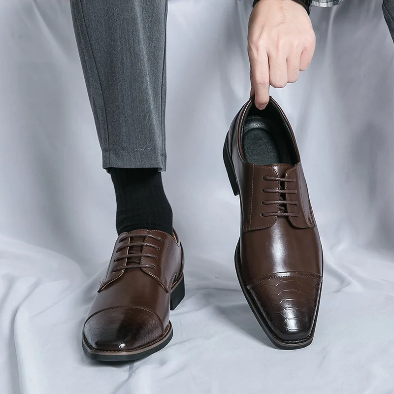 Classic Italy Pointed Toe Leat - مراجعة Oxford Brogue Leather وسعره